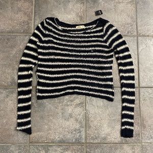 Cropped sweater